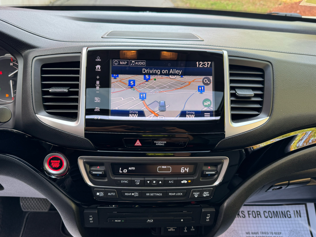 2017 Honda Pilot Touring photo 18