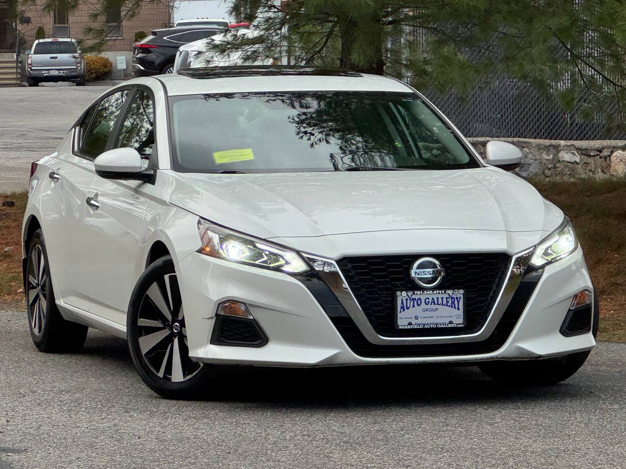 2022 Nissan Altima 2.5 SV Sedan APPLE CARPLAY MOON ROOF BACKUP CAMERA