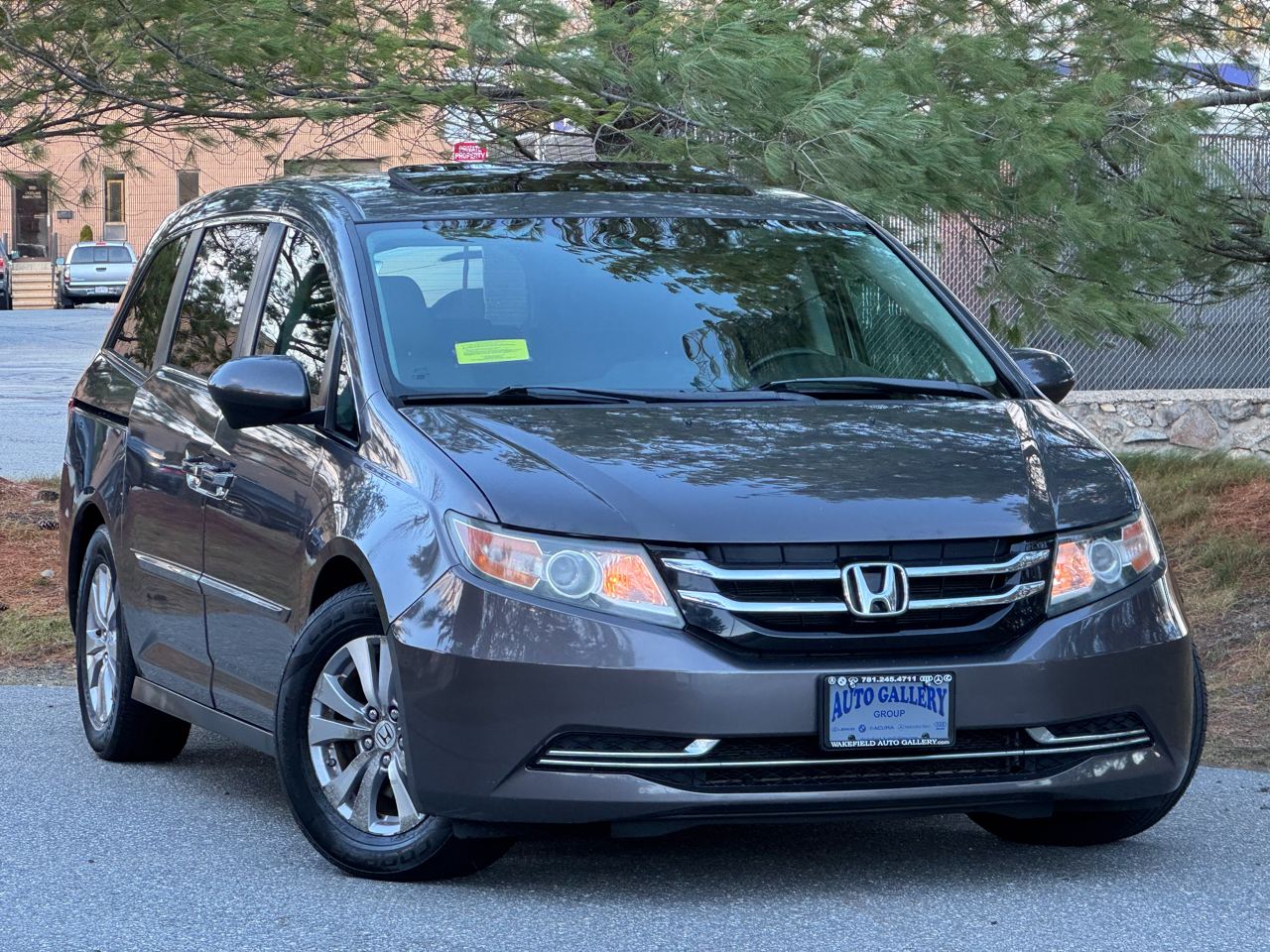 2015 Honda Odyssey 5dr EX-L w/RES LEATHER 8 SEATINGS