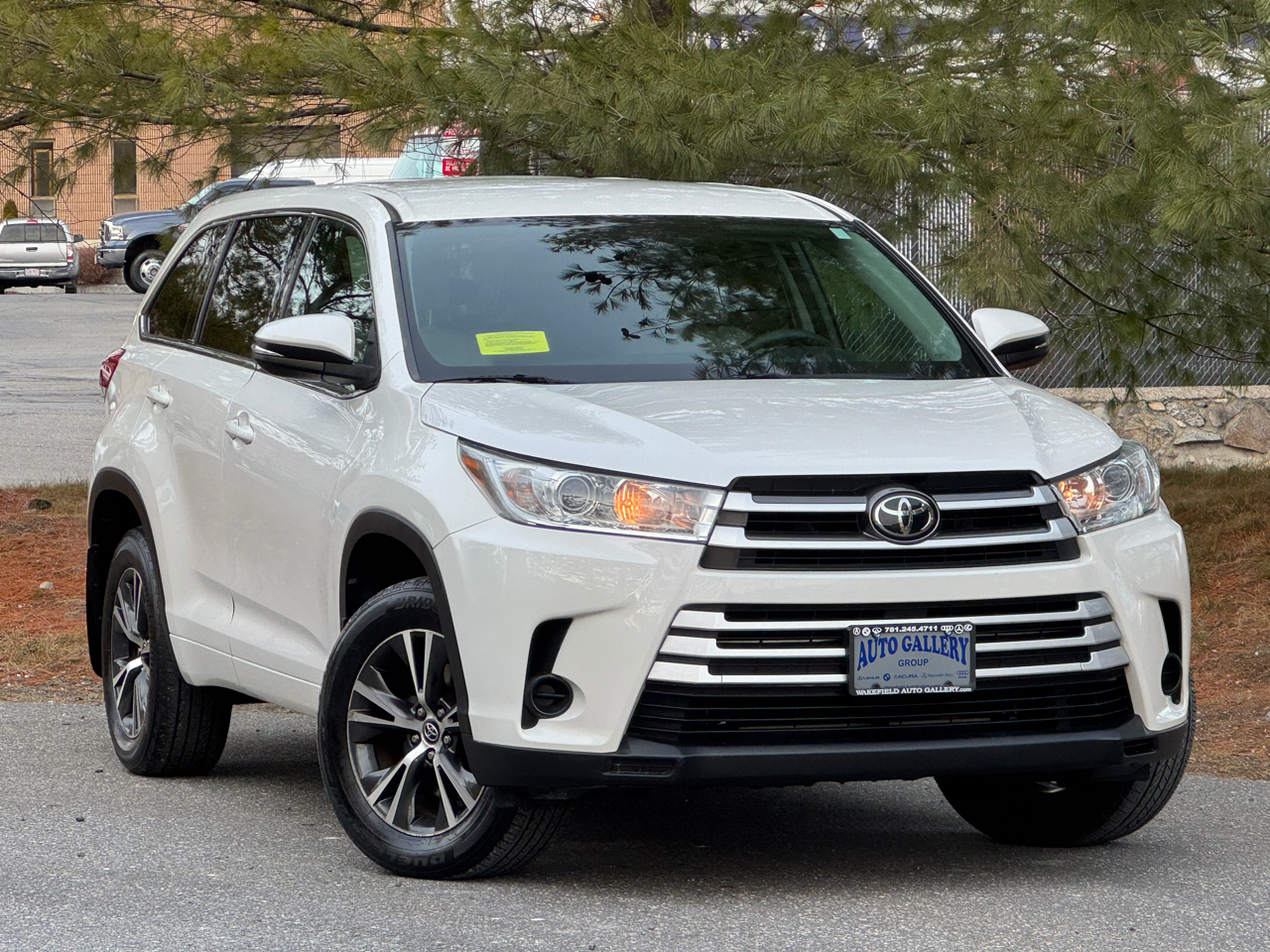 2017 Toyota Highlander LE V6 AWD (Natl) 7 SEATING