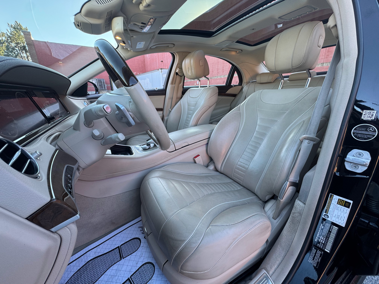 Mercedes-Benz S-Class 4dr Sdn S 550 4MATIC 2015