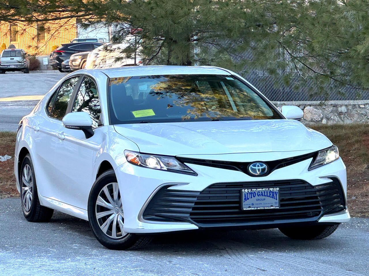 Toyota Camry Hybrid LE CVT (Natl) 2023