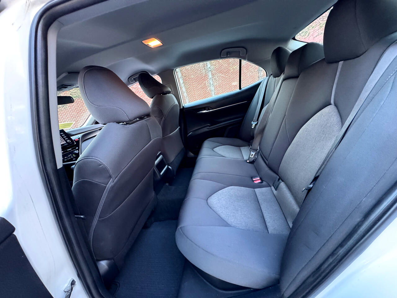 Toyota Camry Hybrid LE CVT (Natl) 2023