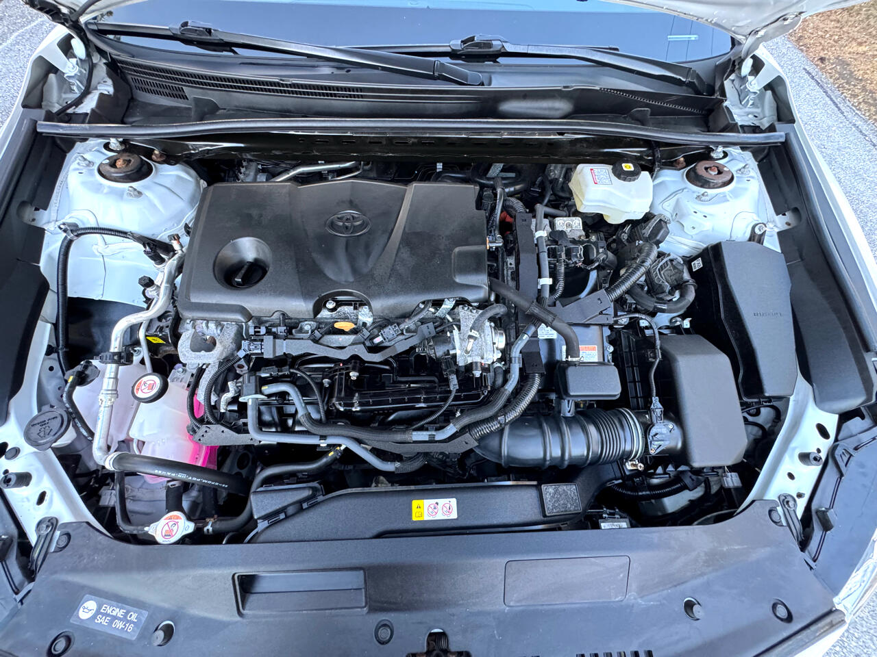 Toyota Camry Hybrid LE CVT (Natl) 2023