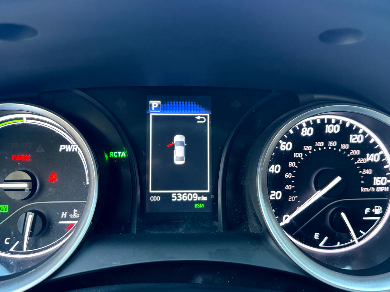 Toyota Camry Hybrid LE CVT (Natl) 2023