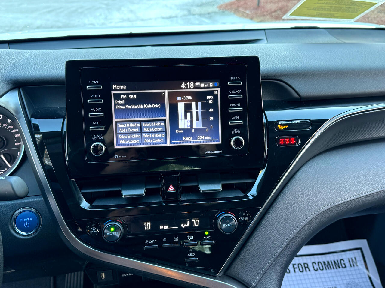 Toyota Camry Hybrid LE CVT (Natl) 2023