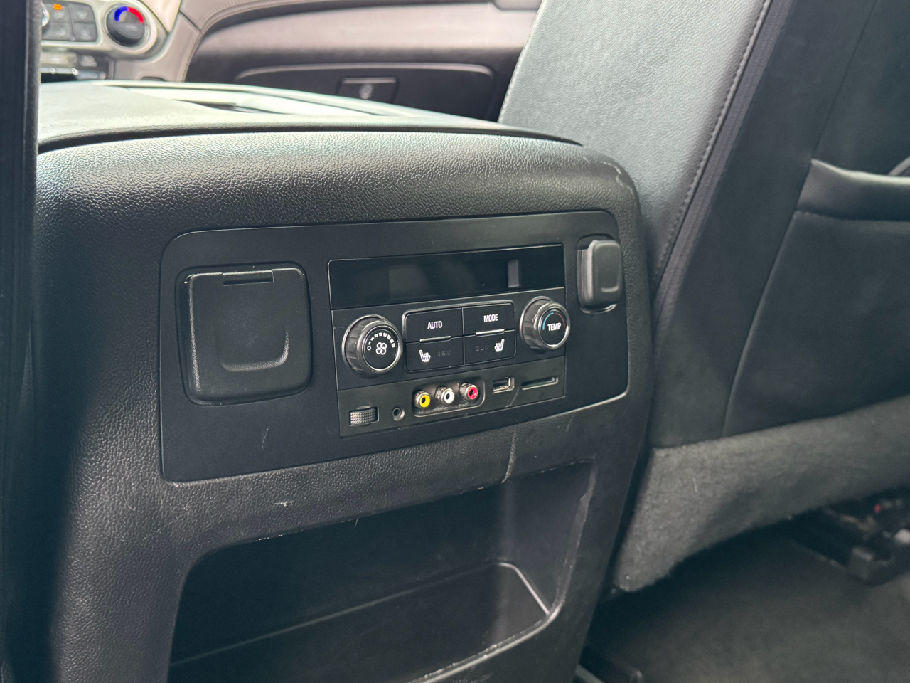 Chevrolet Tahoe  2016