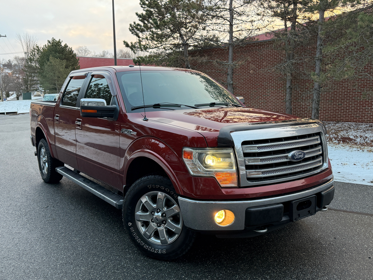 Ford F-150 4WD SuperCrew 145" Lariat 2014