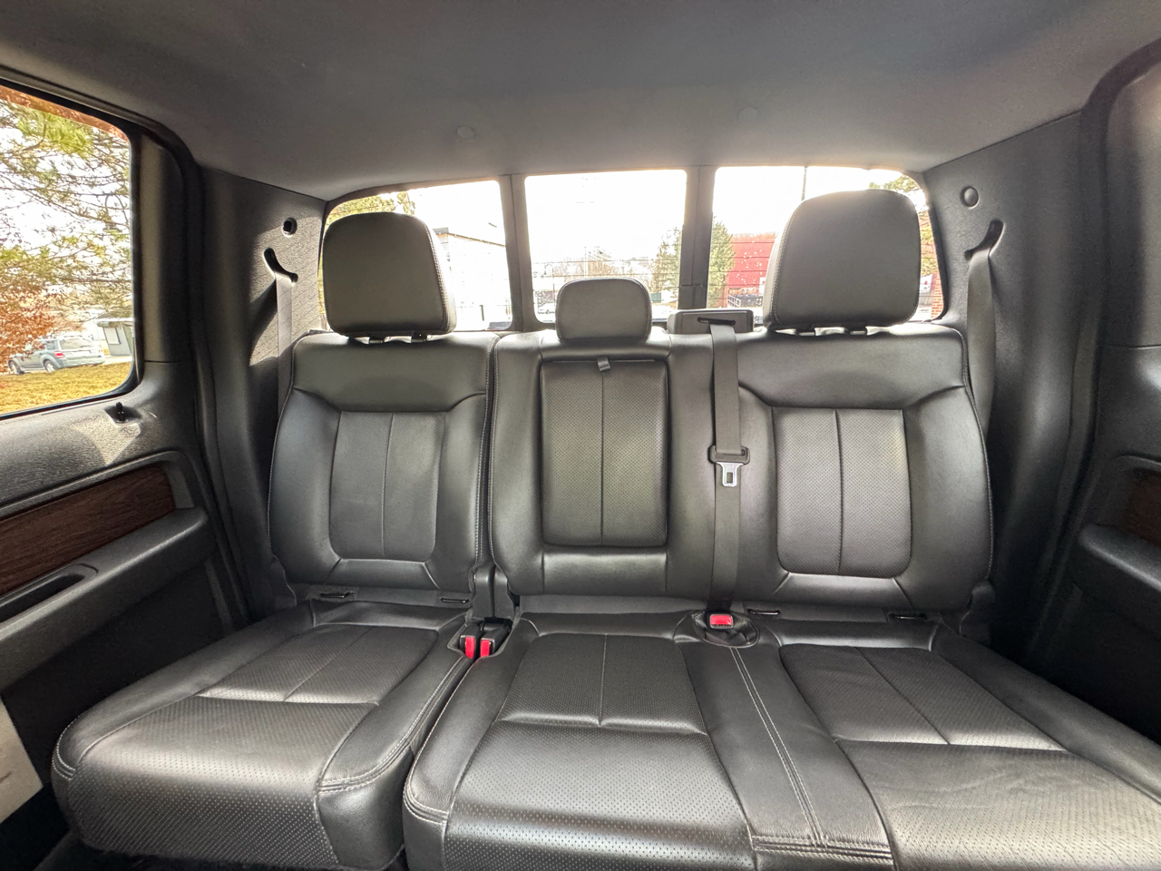 Ford F-150 4WD SuperCrew 145" Lariat 2014