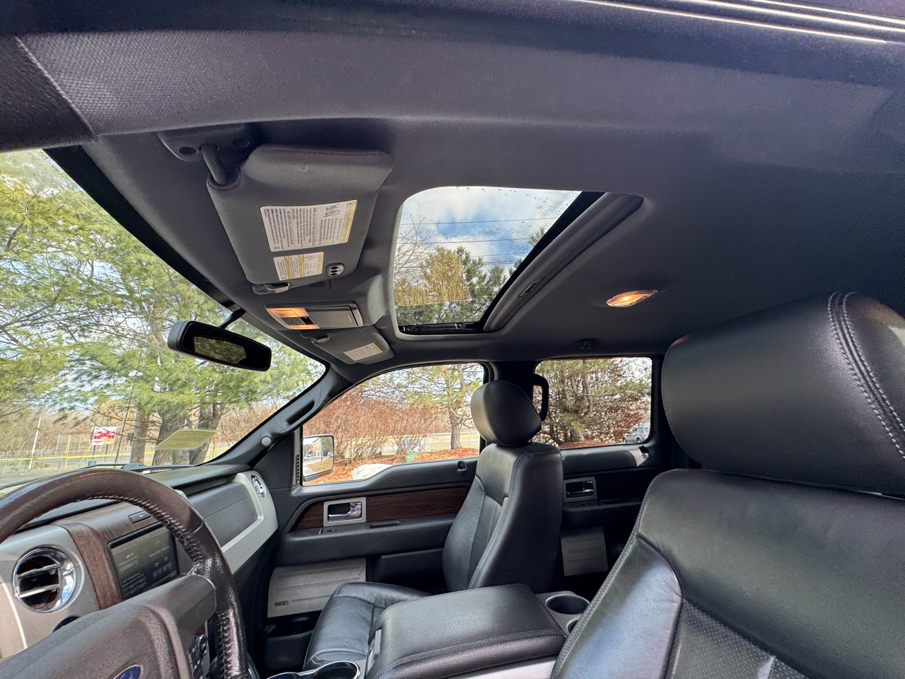 Ford F-150 4WD SuperCrew 145" Lariat 2014