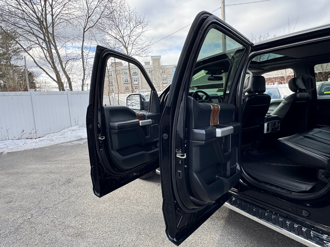 Ford F-150 Lariat 4WD SuperCrew 5.5' Box 2018