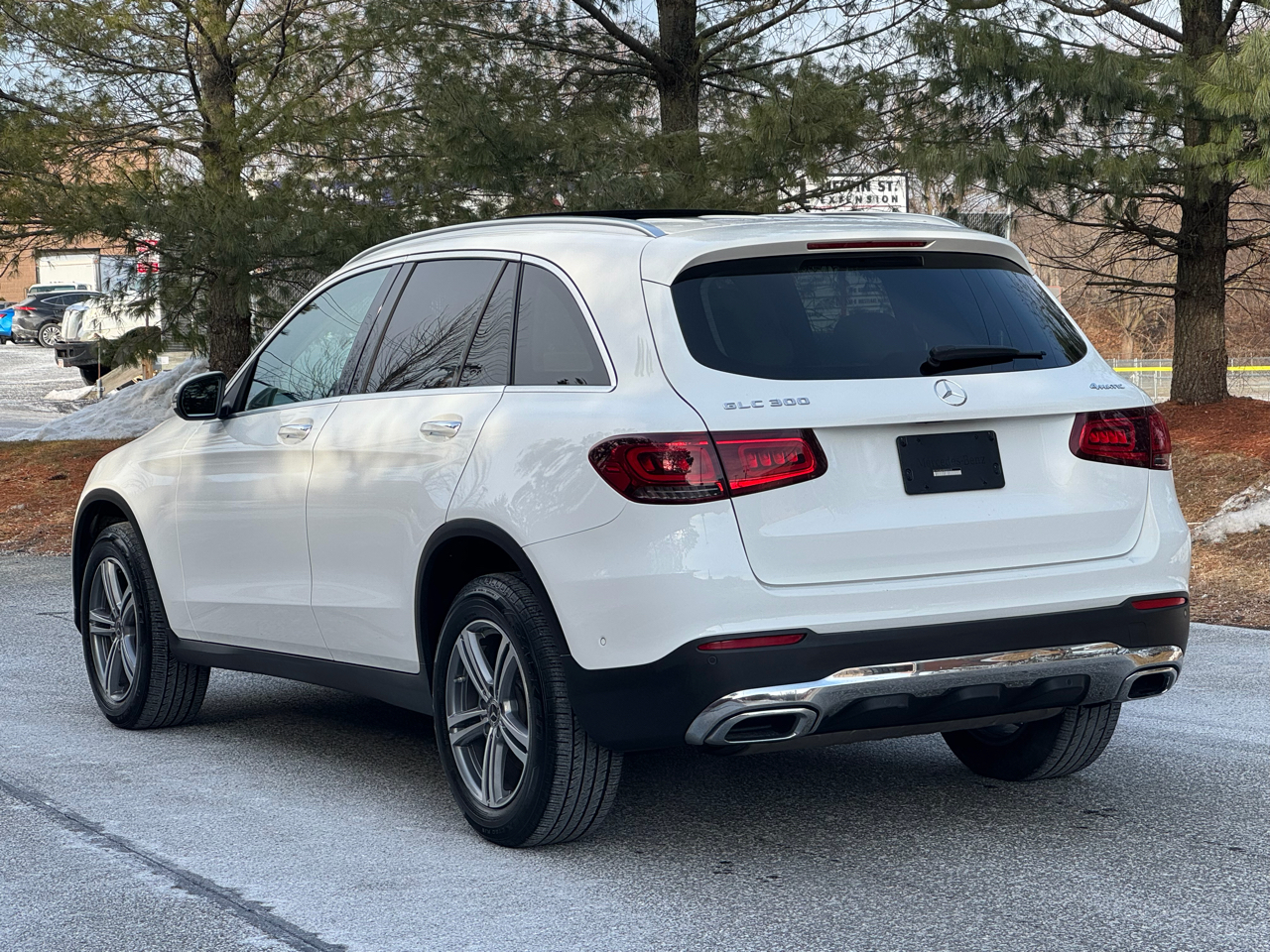 Mercedes-Benz GLC GLC 300 4MATIC SUV 2021
