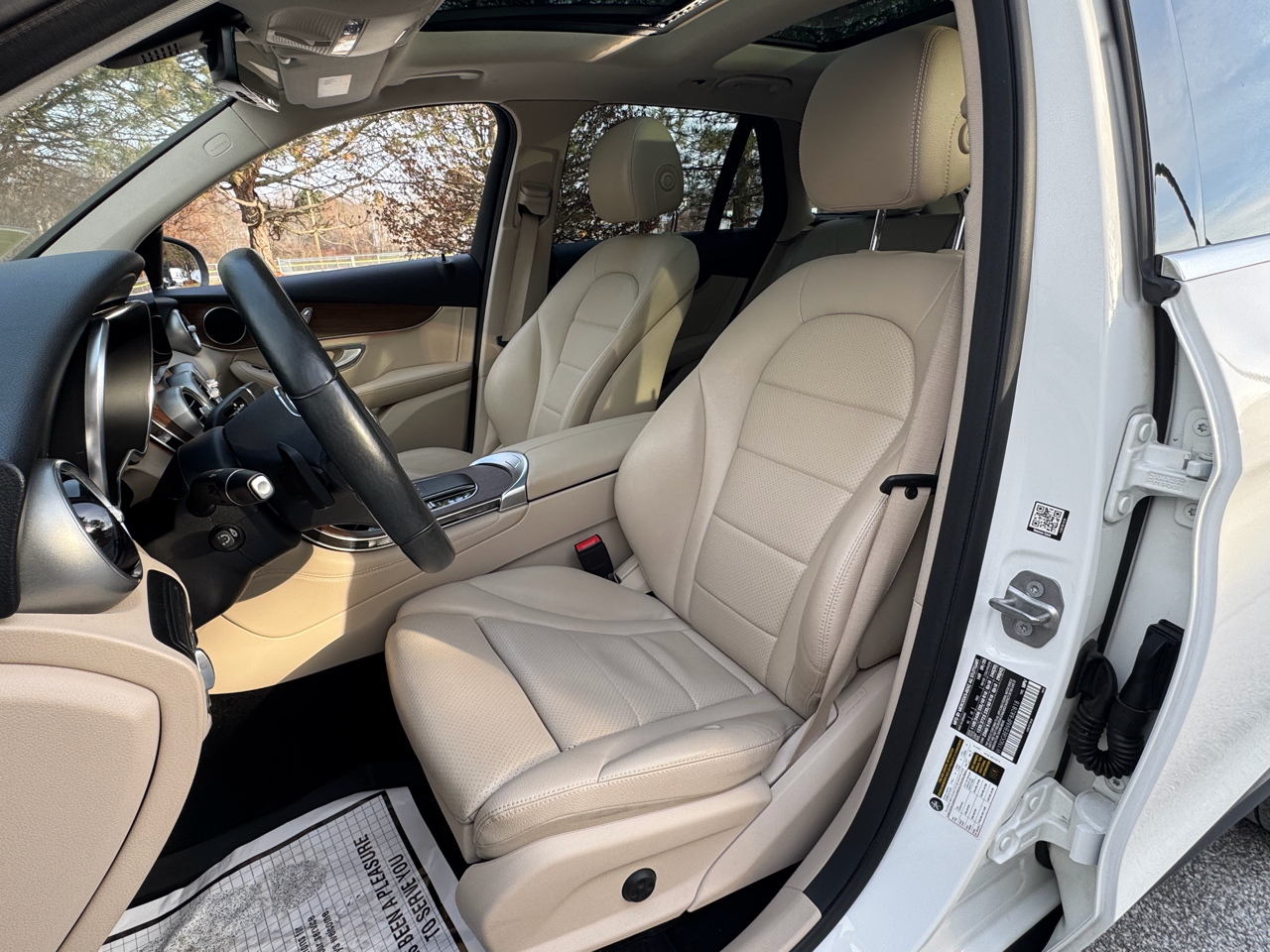 Mercedes-Benz GLC GLC 300 4MATIC SUV 2021