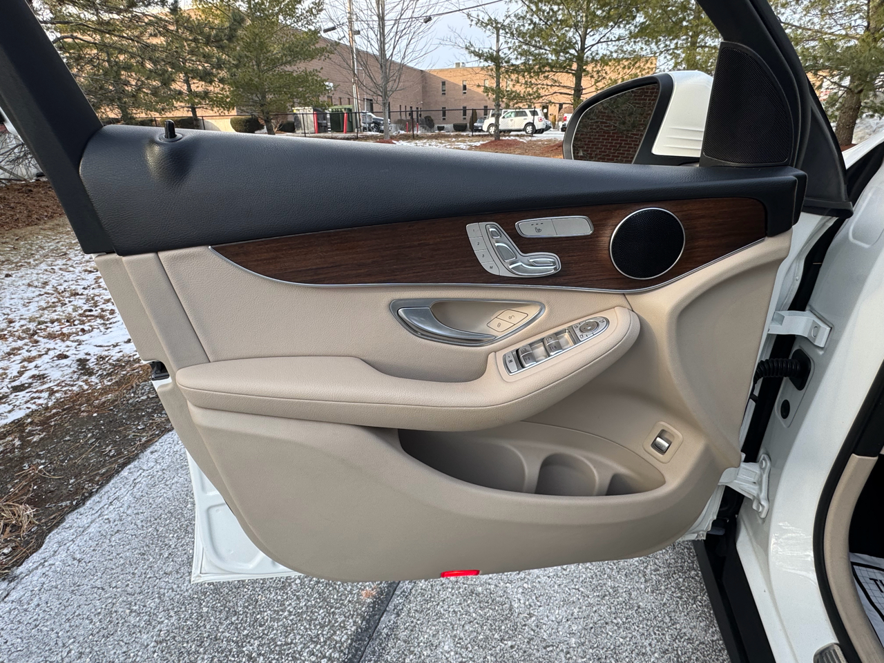 Mercedes-Benz GLC GLC 300 4MATIC SUV 2021