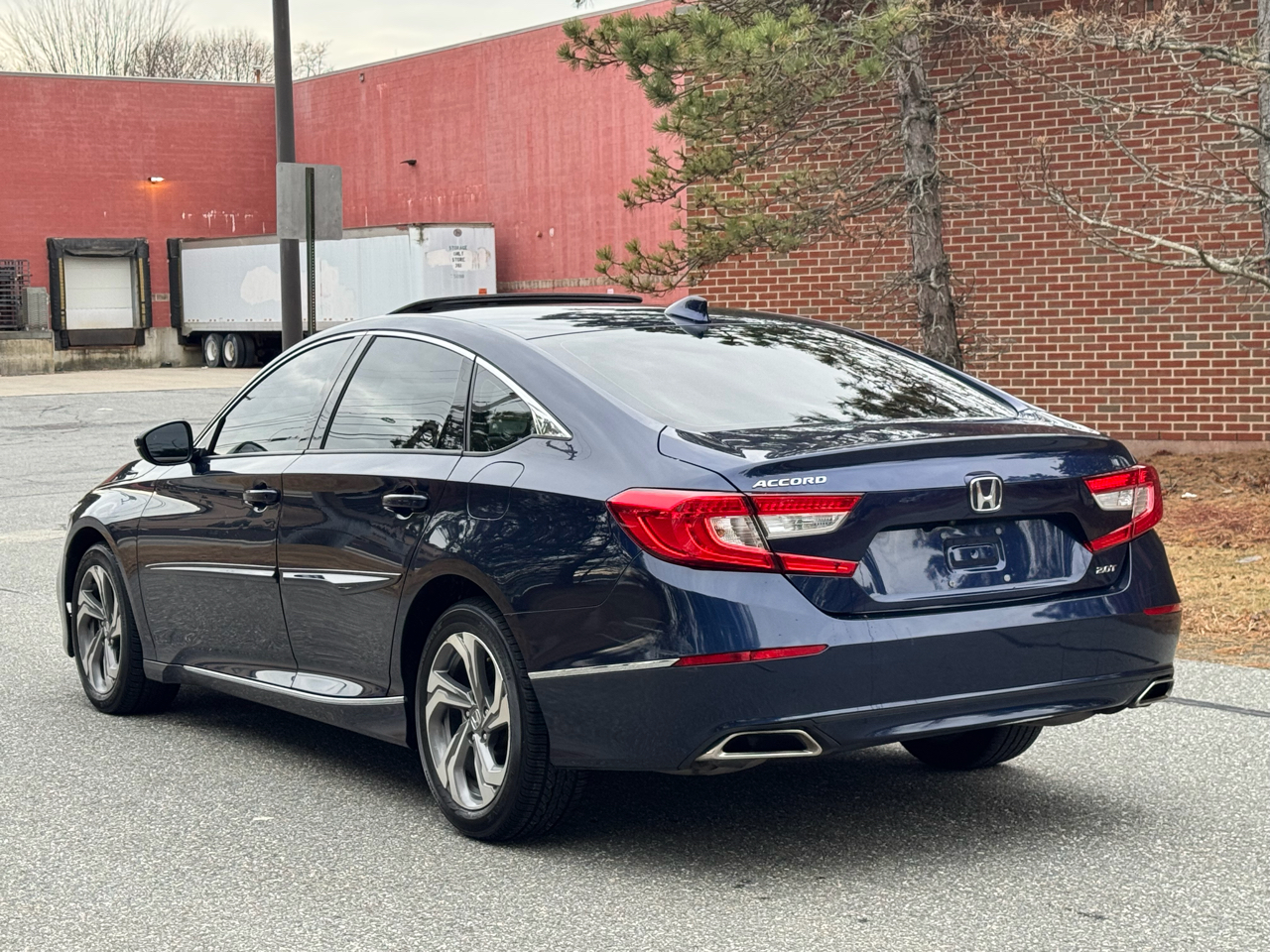 Honda Accord Sedan EX-L Navi 2.0T Auto 2018