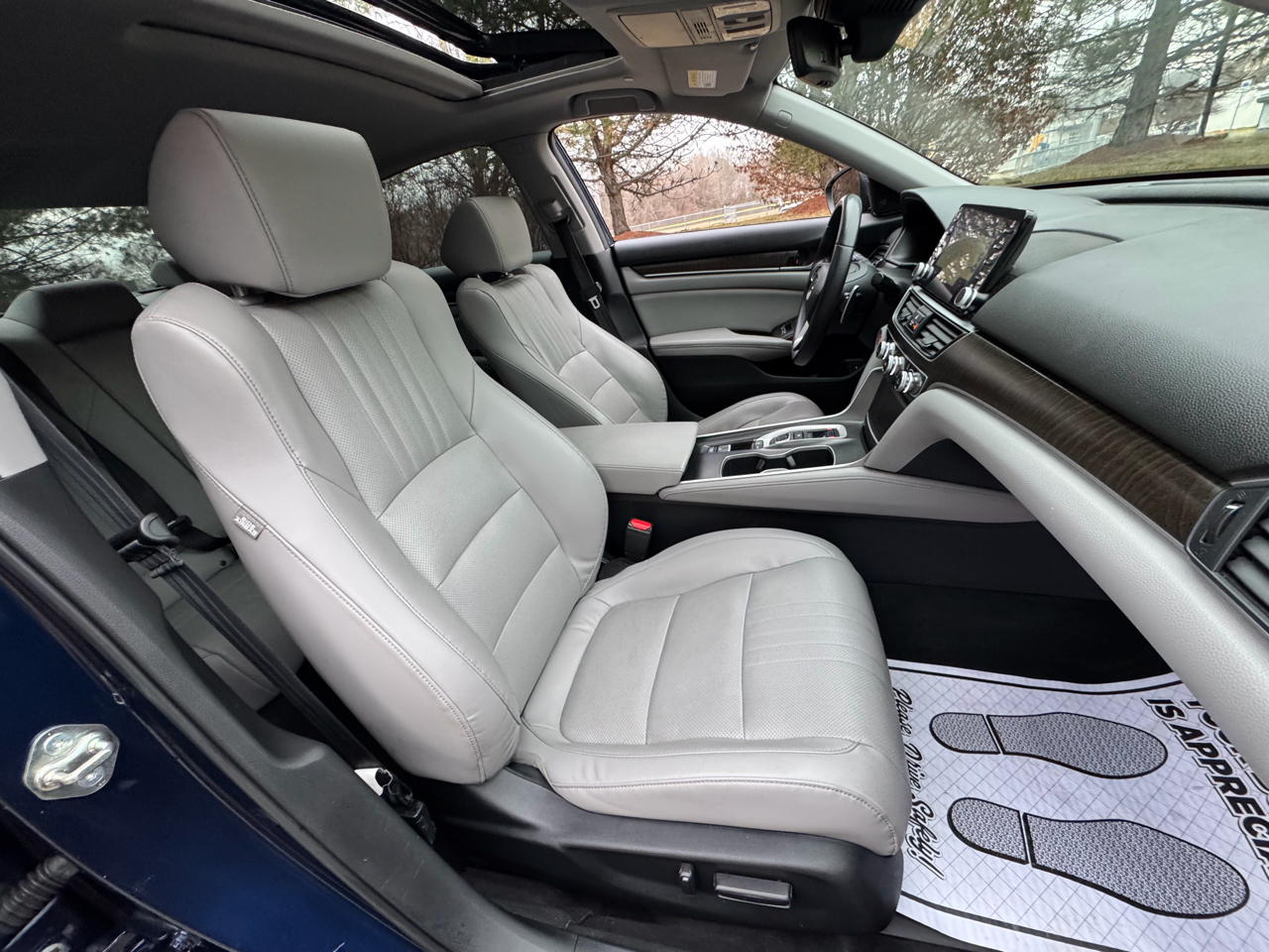 Honda Accord Sedan EX-L Navi 2.0T Auto 2018