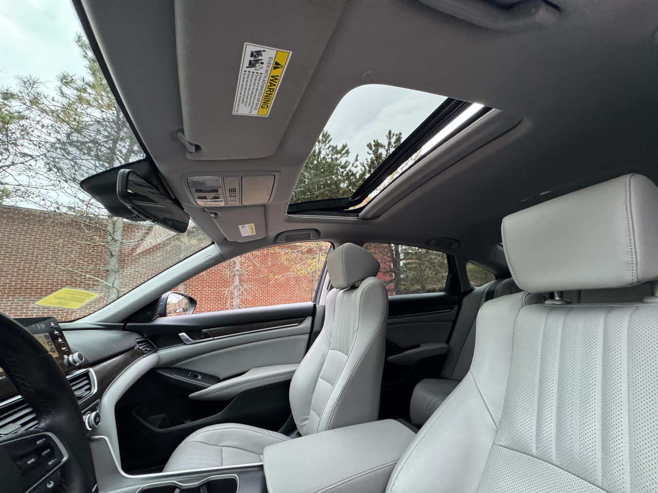 Honda Accord Sedan EX-L Navi 2.0T Auto 2018