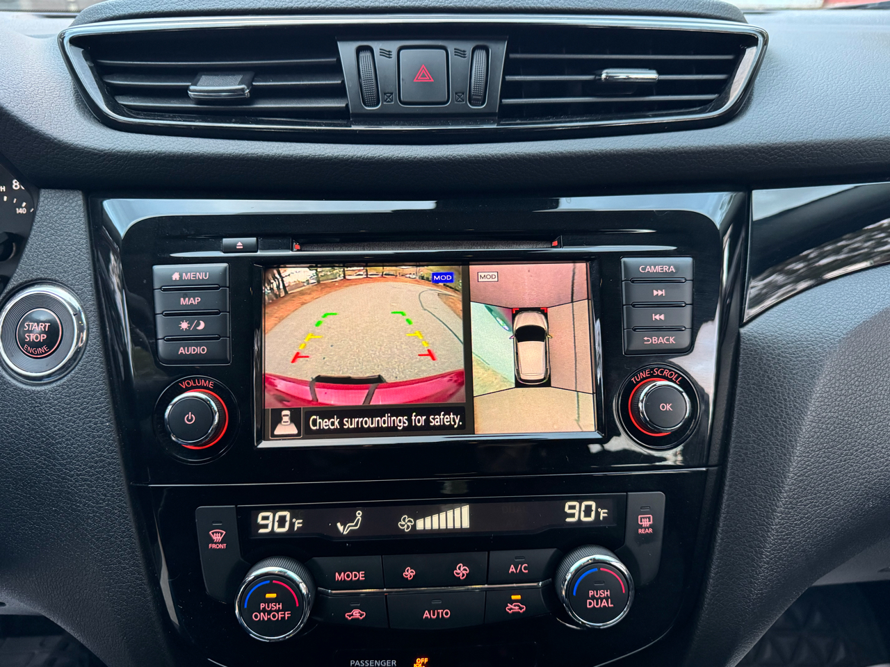 Nissan Rogue Sport  2019