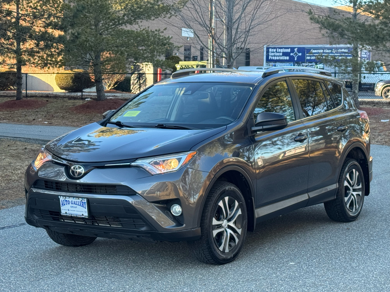 Toyota RAV4  2017