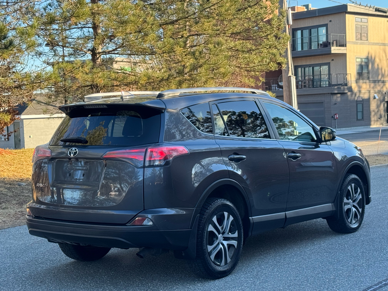 Toyota RAV4  2017