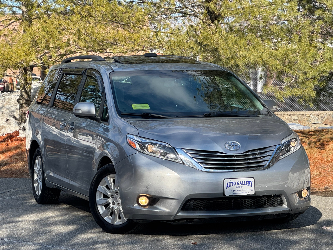 2015 Toyota Sienna 5dr 7-Pass Van Ltd Premium AWD (Natl)