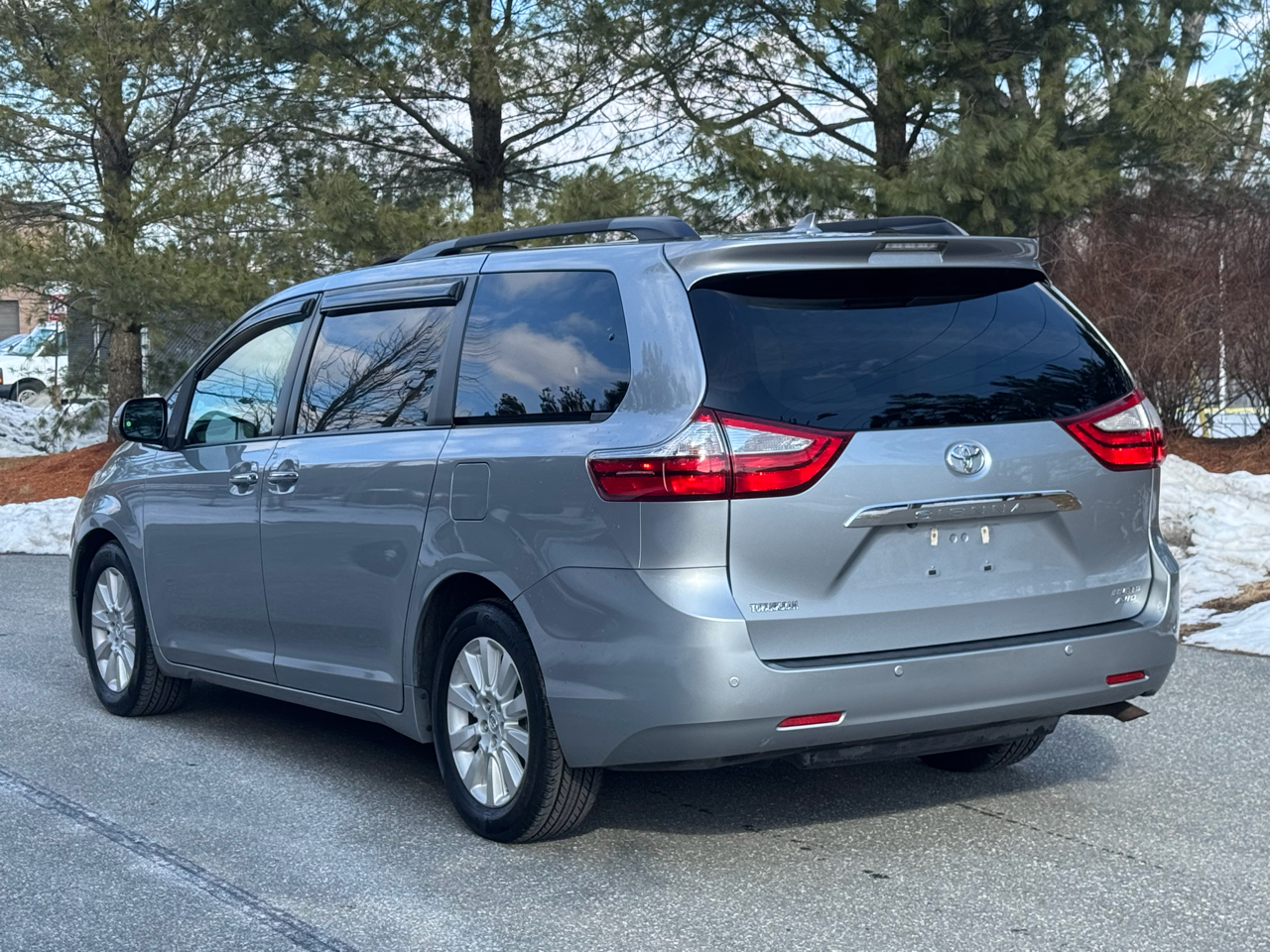 Toyota Sienna 5dr 7-Pass Van Ltd Premium AWD (Natl) 2015