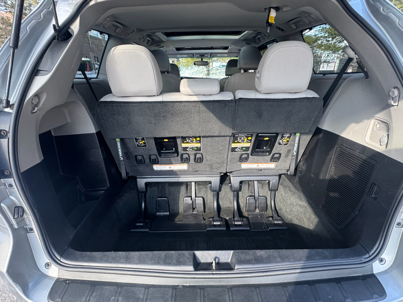 Toyota Sienna 5dr 7-Pass Van Ltd Premium AWD (Natl) 2015