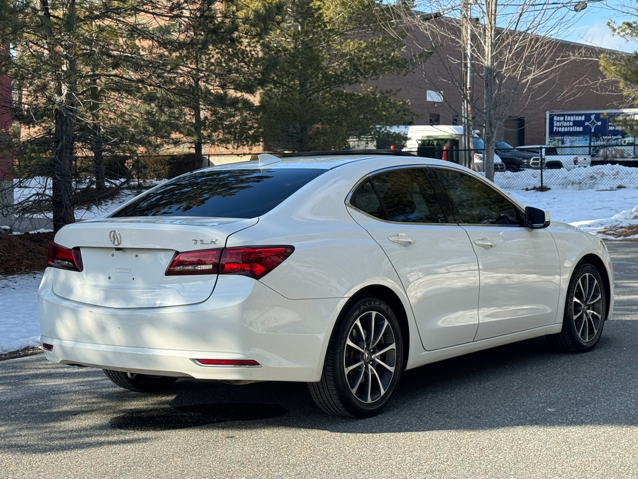 Acura TLX 4dr Sdn FWD V6 Tech 2015