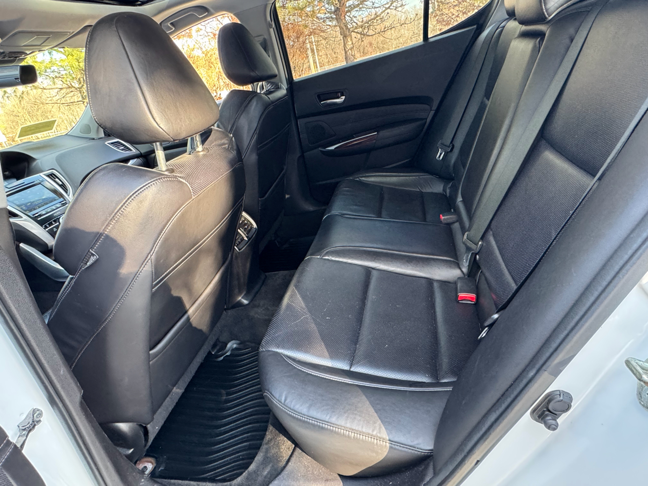 Acura TLX 4dr Sdn FWD V6 Tech 2015