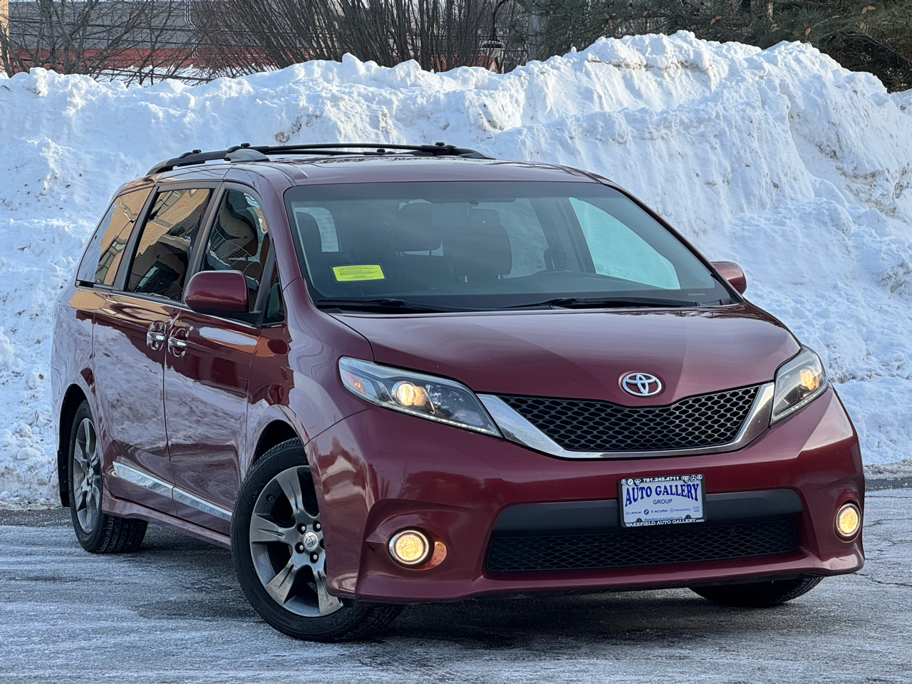 2016 Toyota Sienna 5dr 8-Pass Van SE Premium FWD (Natl)