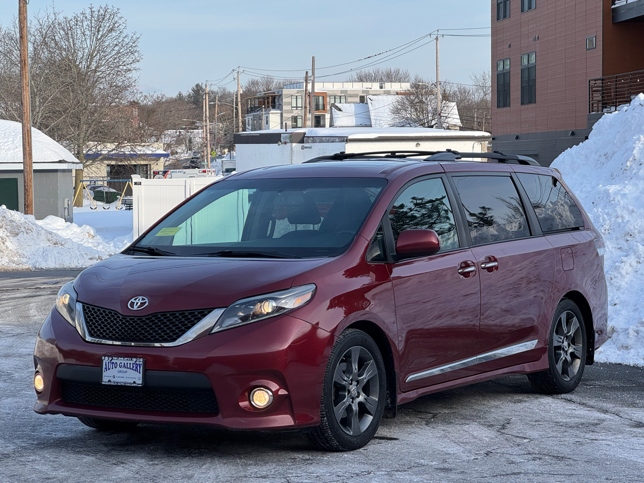 Toyota Sienna 5dr 8-Pass Van SE Premium FWD (Natl) 2016