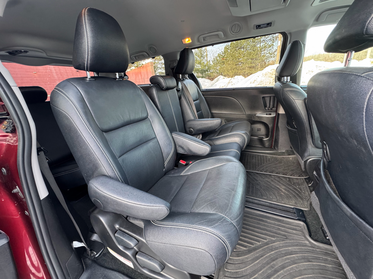 Toyota Sienna 5dr 8-Pass Van SE Premium FWD (Natl) 2016