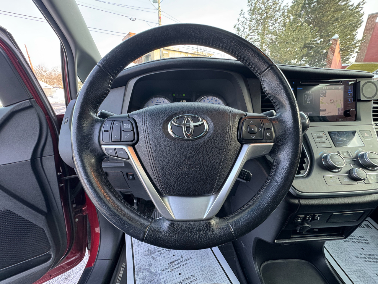 Toyota Sienna 5dr 8-Pass Van SE Premium FWD (Natl) 2016