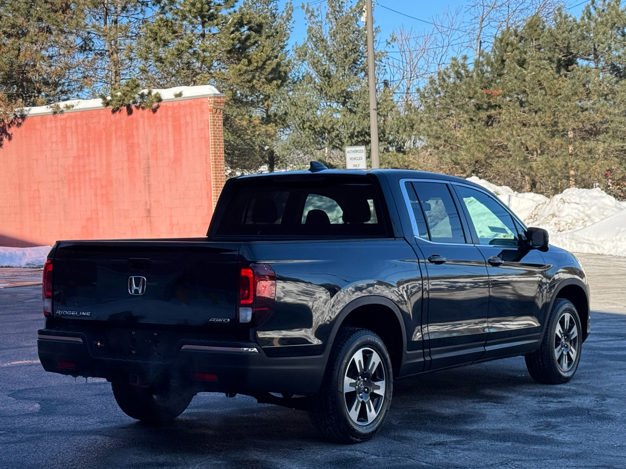Honda Ridgeline RTL-T 4x4 Crew Cab 5.3' Bed 2017