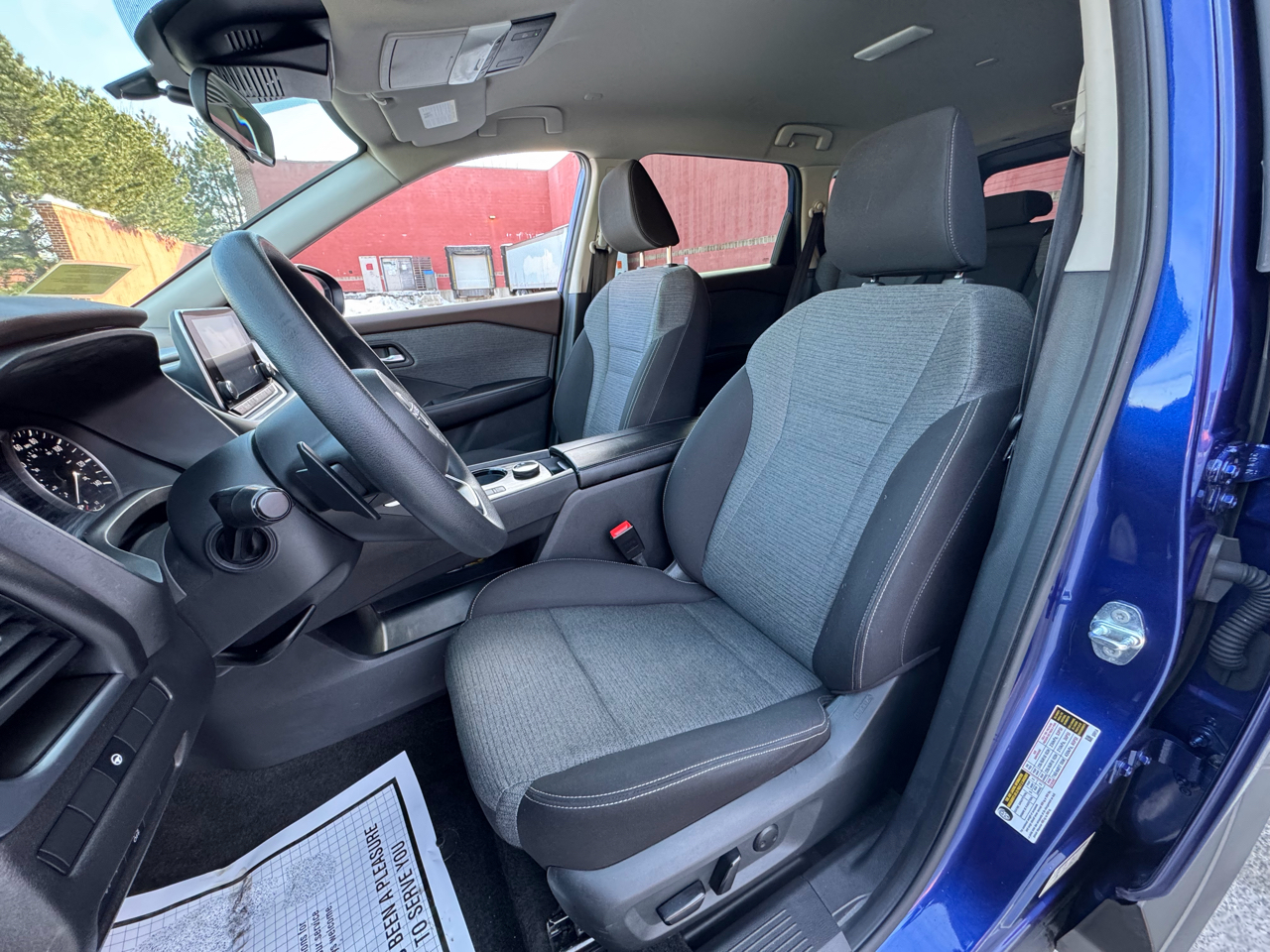 Nissan Rogue AWD SV 2023