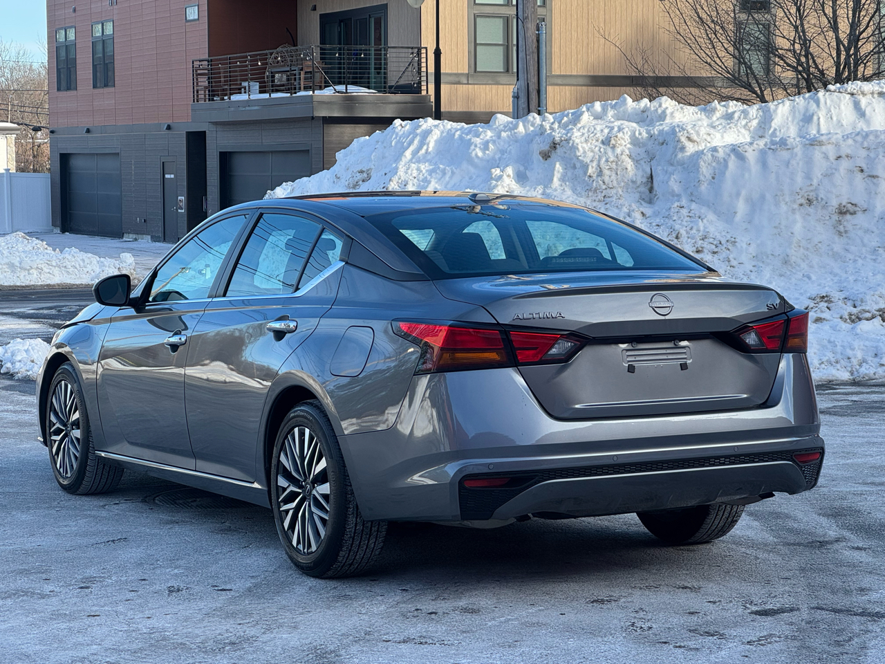 Nissan Altima 2.5 SV Sedan 2024