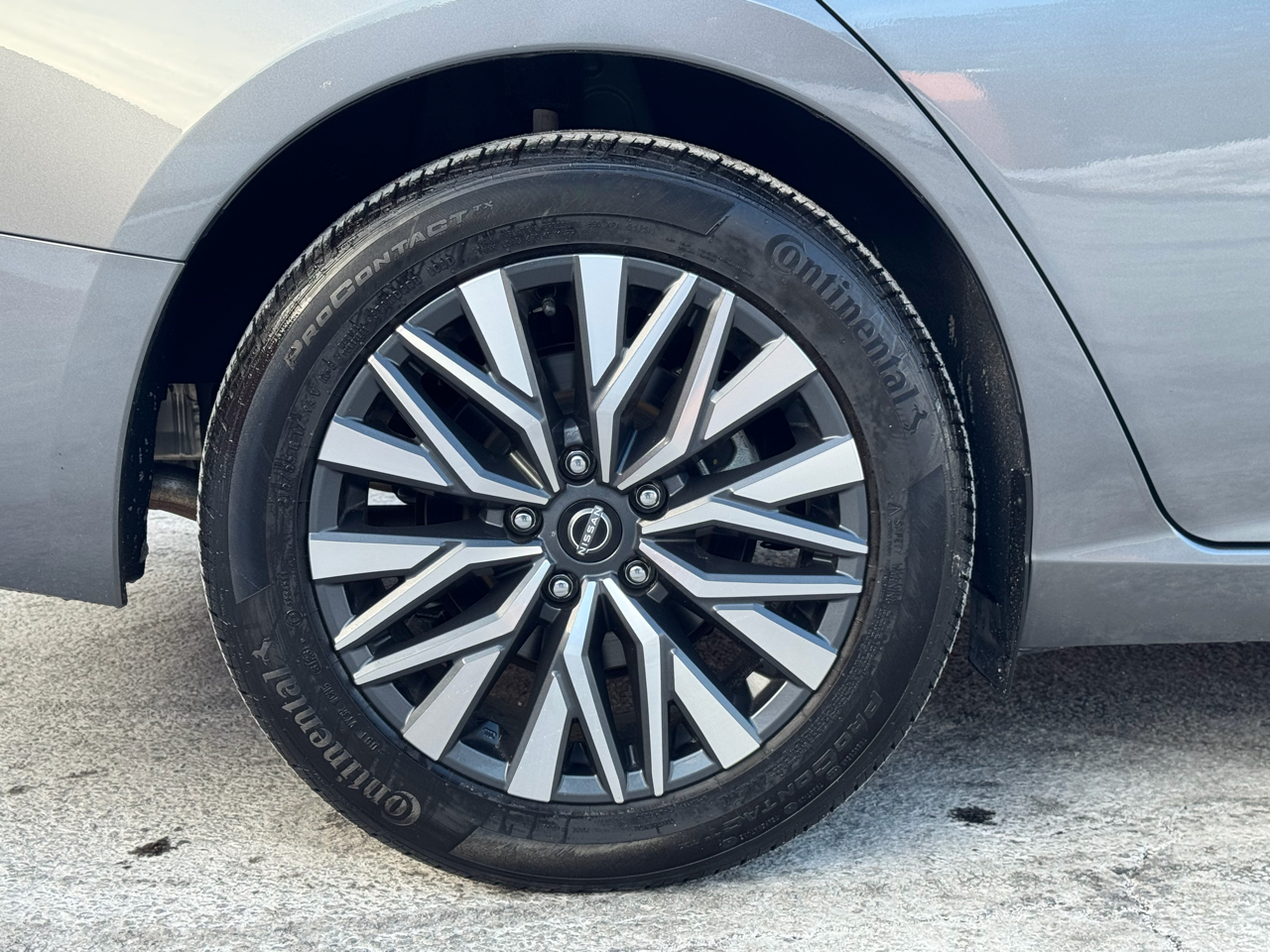 Nissan Altima 2.5 SV Sedan 2024