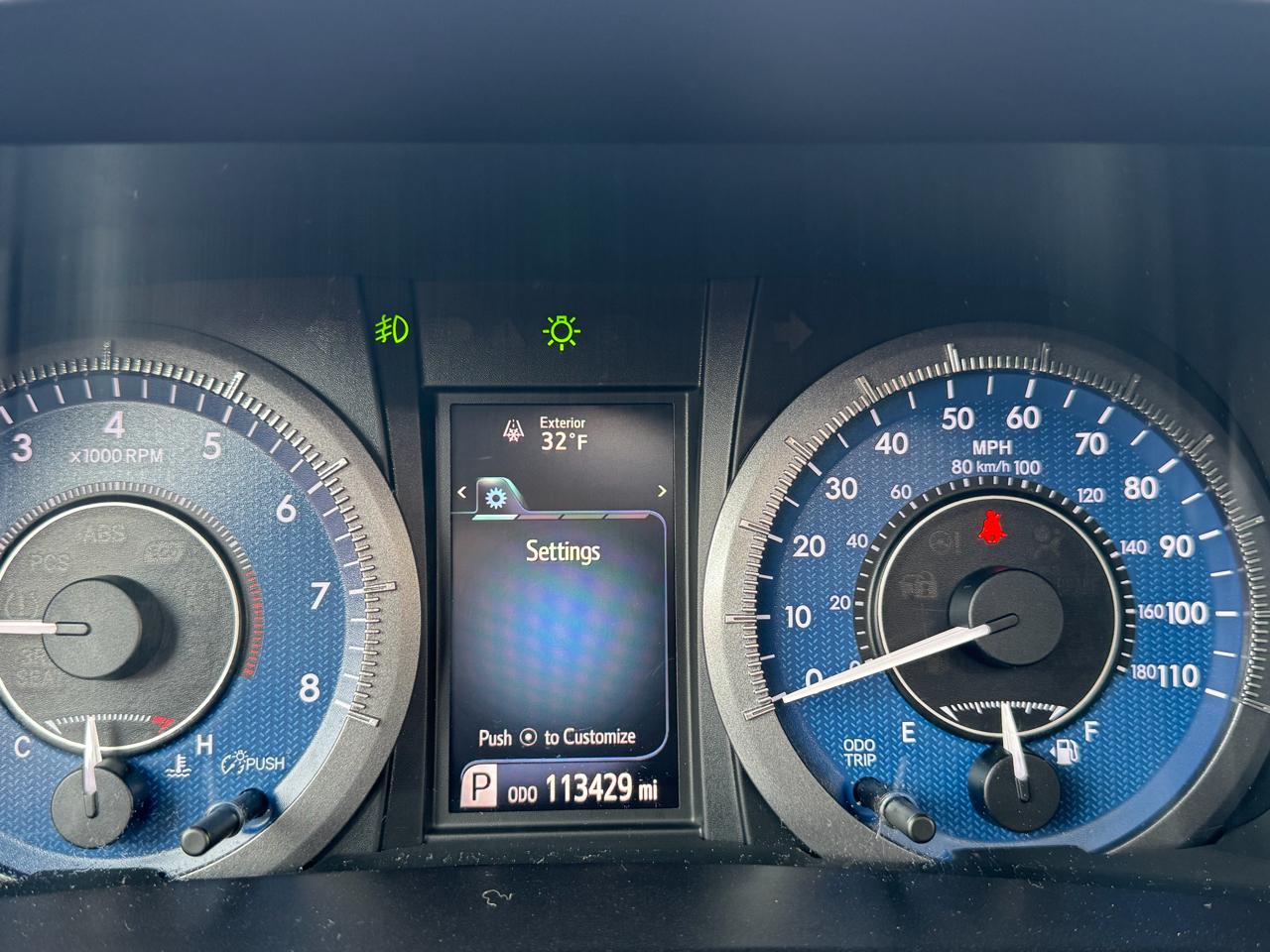 Toyota Sienna 5dr 7-Pass Van XLE Premium AWD (Natl) 2015