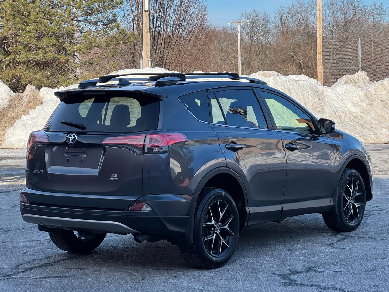 Toyota RAV4  2017