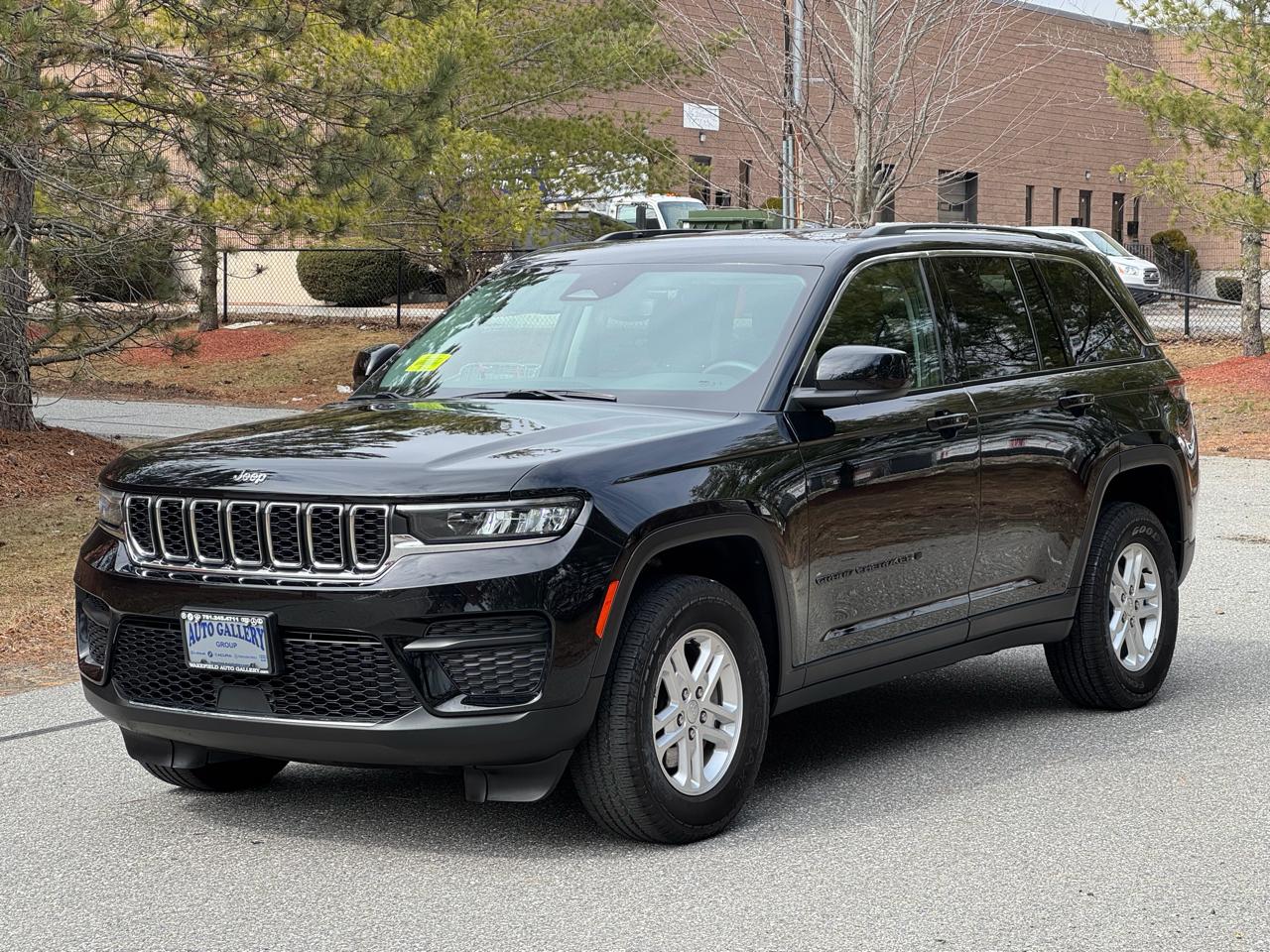 Jeep Grand Cherokee Laredo 4x4 2023