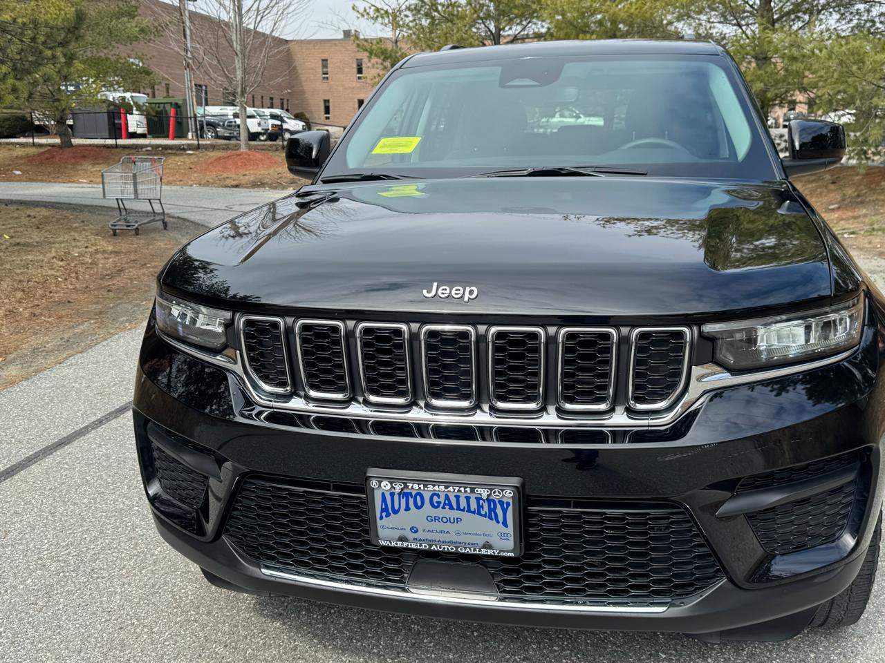 Jeep Grand Cherokee Laredo 4x4 2023