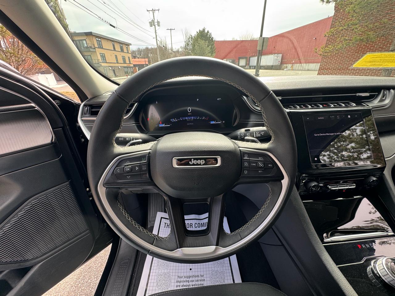 Jeep Grand Cherokee Laredo 4x4 2023