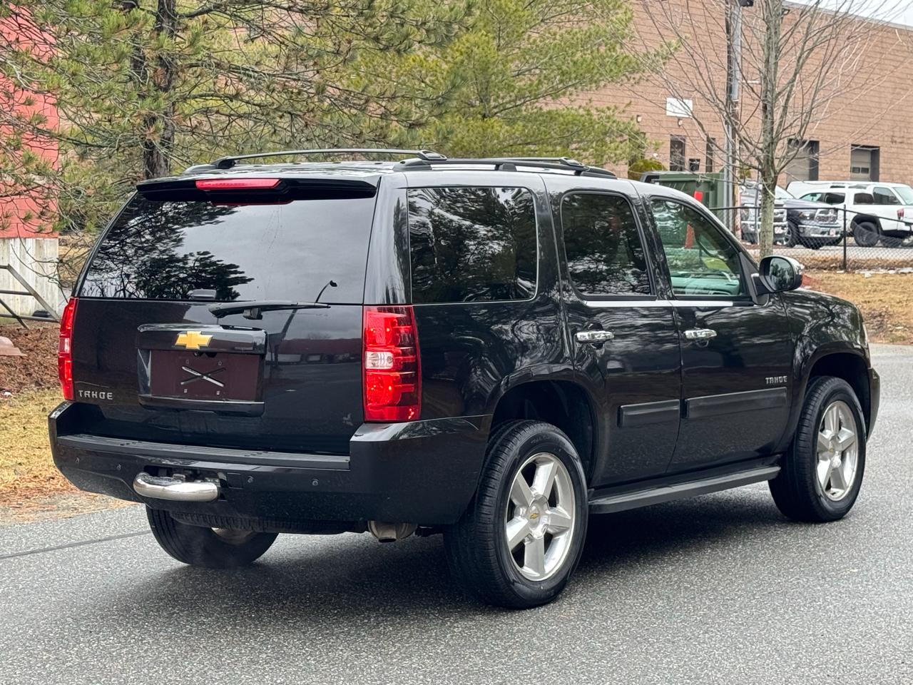 Chevrolet Tahoe 4WD 4dr 1500 LS 2013