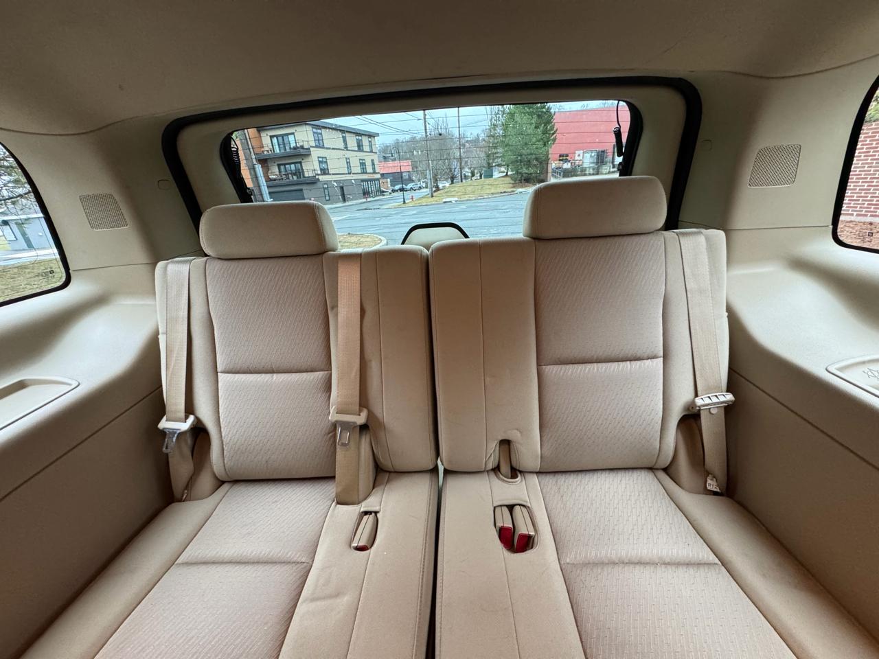 Chevrolet Tahoe 4WD 4dr 1500 LS 2013