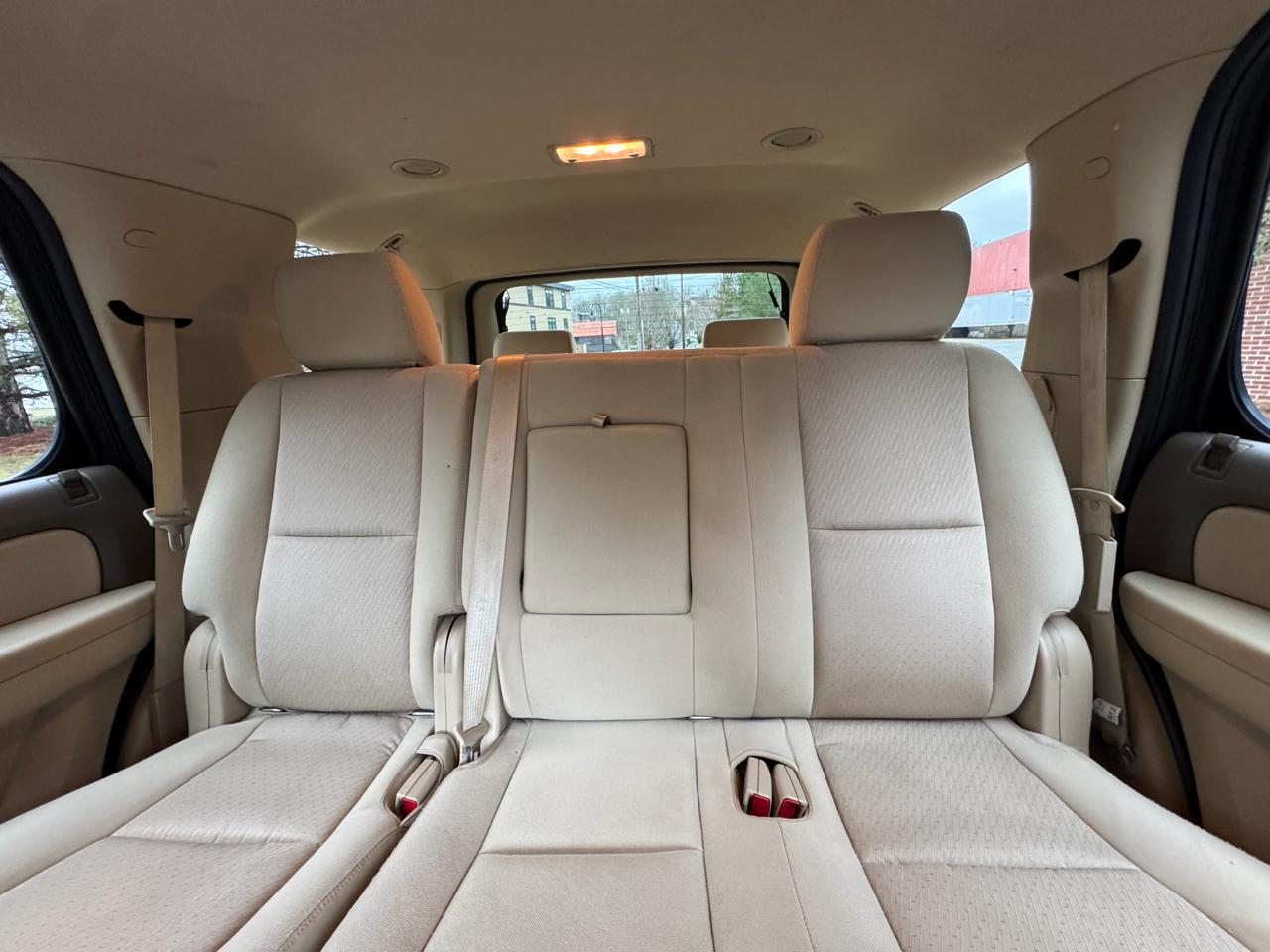 Chevrolet Tahoe 4WD 4dr 1500 LS 2013