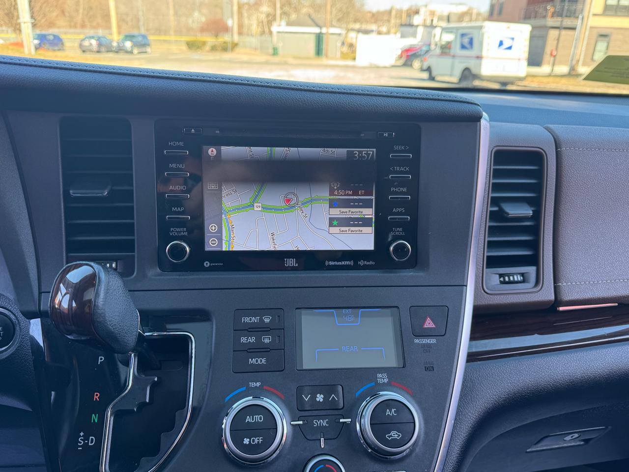 Toyota Sienna Limited Premium AWD 7-Passenger (Natl) 2018