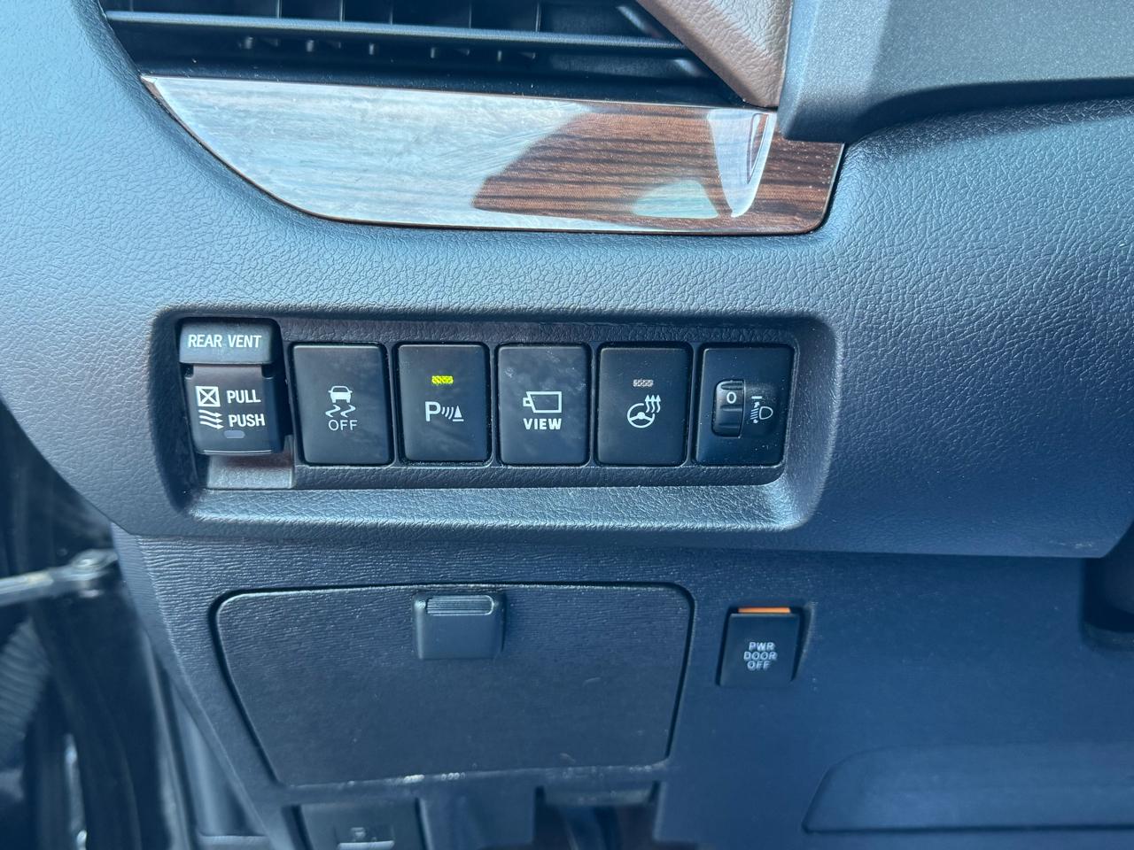 Toyota Sienna Limited Premium AWD 7-Passenger (Natl) 2018