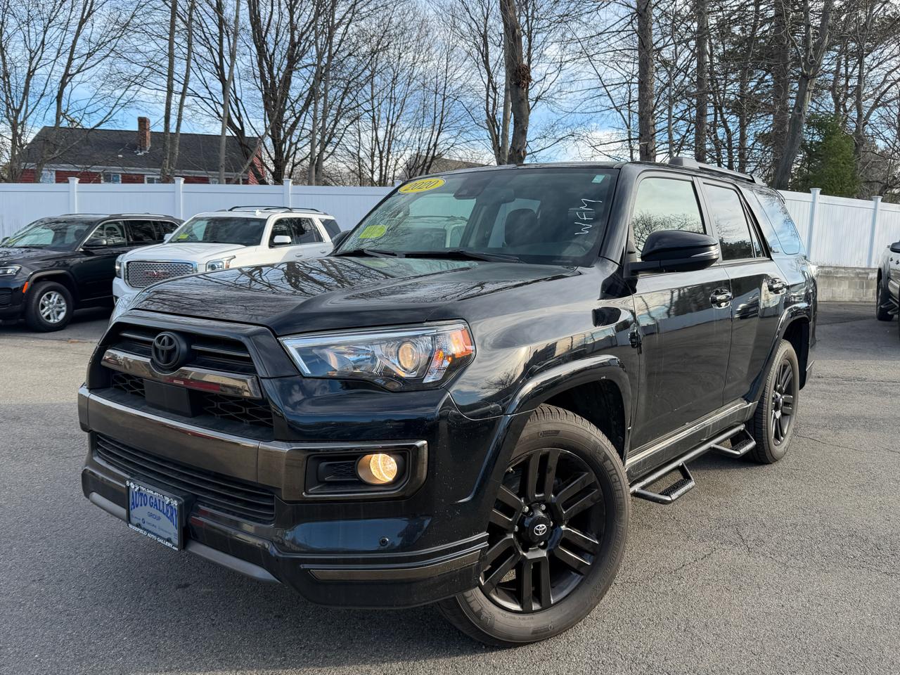 Toyota 4Runner Nightshade 4WD (Natl) 2020