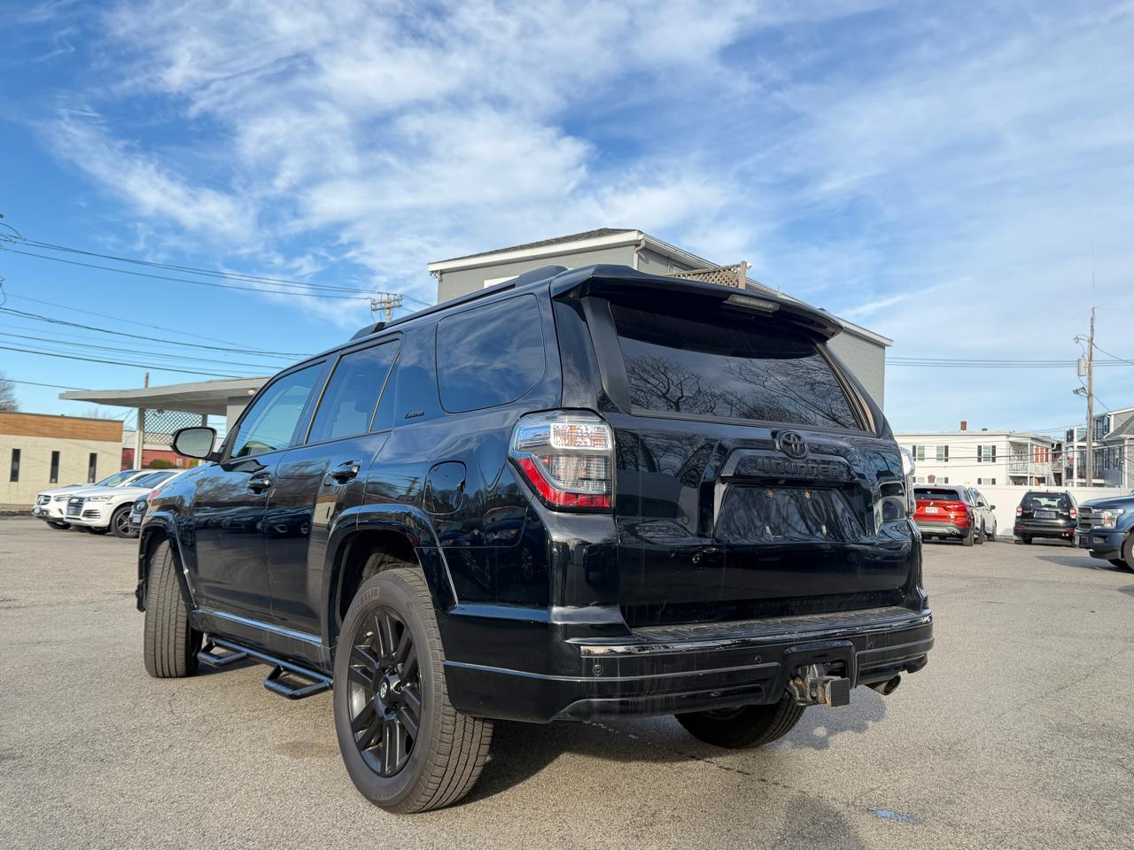 Toyota 4Runner Nightshade 4WD (Natl) 2020