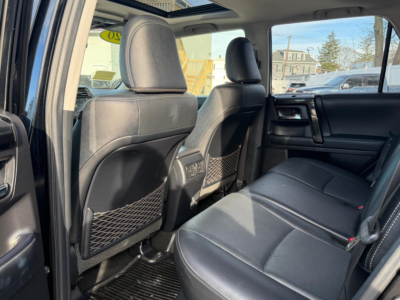 Toyota 4Runner Nightshade 4WD (Natl) 2020